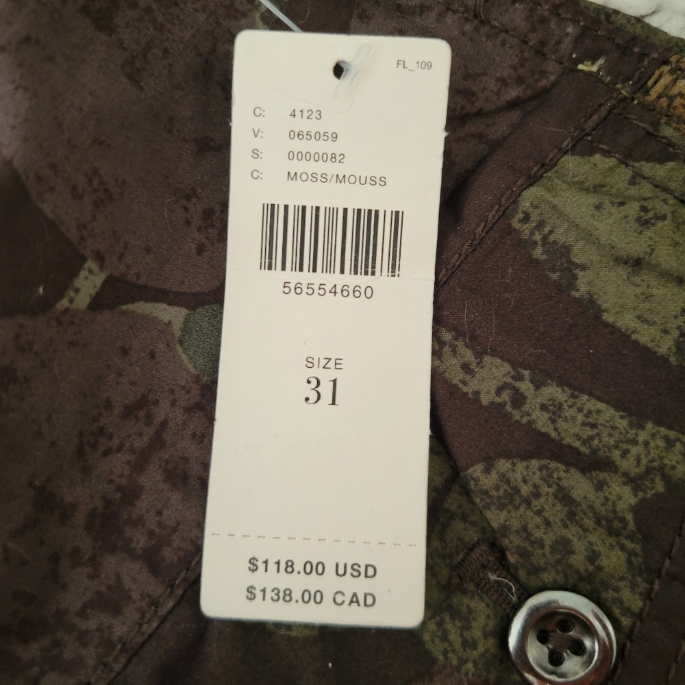 NWT Anthropologie Cotton Floral Camo Cropped Cargo Pants - Picture 6 of 6